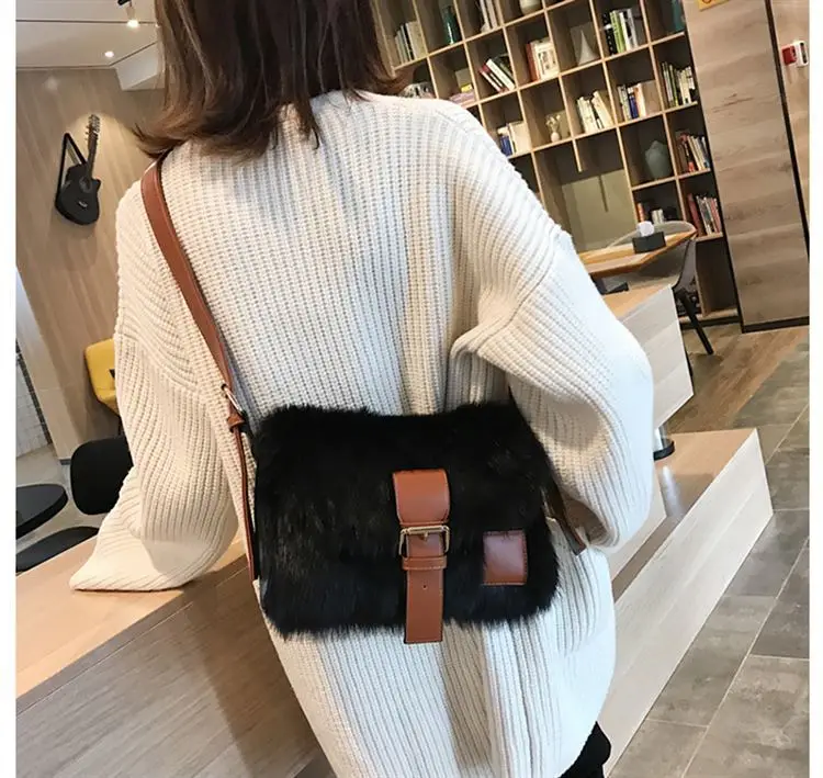 Winter Fashion New Sweet Girl Square bag High quality Soft Plush Women's Designer Handbag Casual Shoulder Messenger bag - Color: Black Handbag