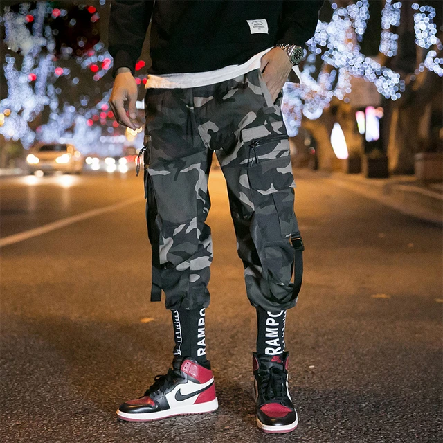 Pantalones Cargo con cintas de letras de camuflaje para hombre, chándal  informal de estilo Hip Hop, Retro, con bolsillos, ropa de calle - AliExpress