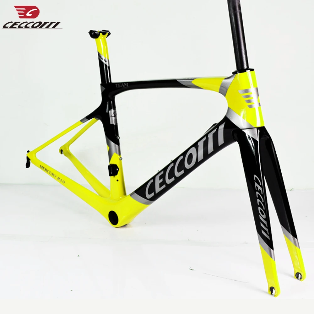 Discount 2019 Light Weight Carbon Disc Road Frame fork 12*100mm or Thru Axle 12*142mm Custom Painting Road Bike Disc Brake 3 Discount 2019 Light Weight Carbon Disc Road Frame fork 12*100mm or Thru Axle 12*142mm Custom Painting Road Bike Disc Brake 3