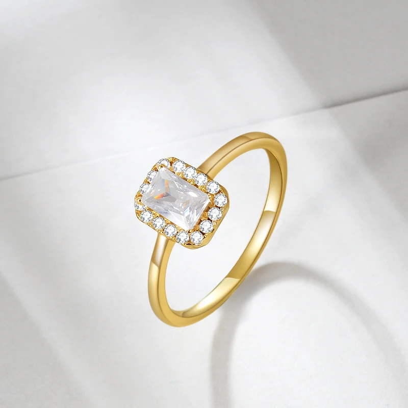 E Jewelry Кольцо из стерлингового серебра 925 пробы 14K позолоченное квадратное белое