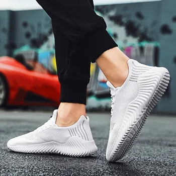 

2020 New Fashion Summer sports breathable trendy shoes running shoes Comfortable Men's Casual Shoes Zapatos Casuales Men's Shoes