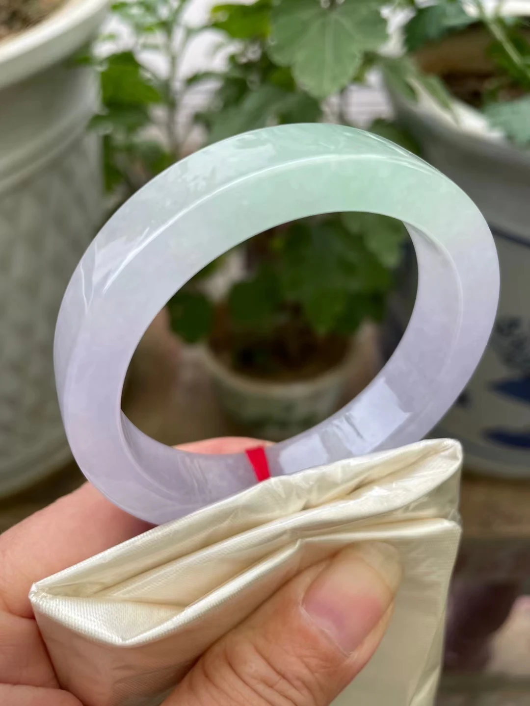Special Bracelets Natural Jade Material Exquisite And Atmospheric Hand Decoration Crafts Jewelry Accessories Gifts Bangle