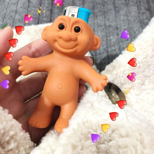 2019 Cute Silicone Cute Funny Rubber Naked Doll 7cm Lighter Case Box Lighter Protector Nostalgic Toys Cigarette Accessories