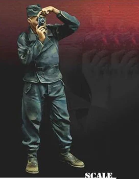

1/35 summer Tanker with camera toy Resin Model Miniature resin figure Unassembly Unpainted