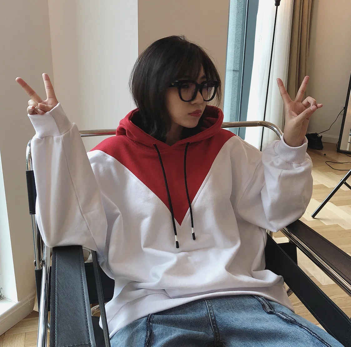 

2019 Autumn New Retro Hit Color Hooded Sweatshirt Pullover Wild Street Beater Tide Patchwork Hooded Sweatshirt Women