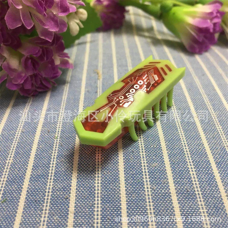 Green Электрическая мышь кошка Прорезыватель Вибрация будет ходить и бегать кошка игрушка Кошка Интерактивная игрушка для домашних животных симпатичное насекомое - Цвет: Green