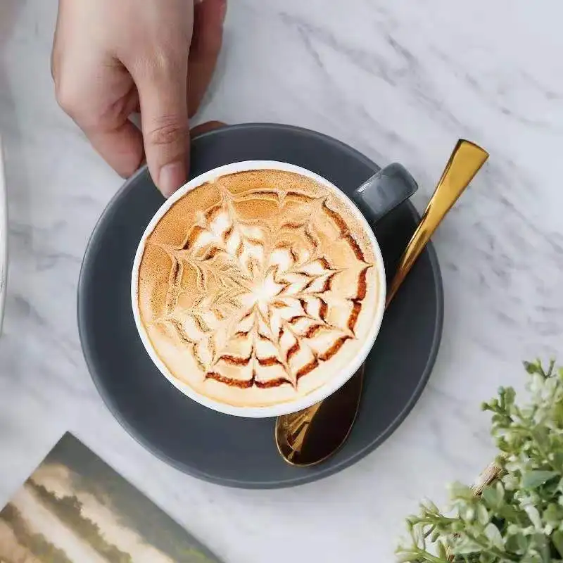 220ml high-grade ceramic coffee cups Coffee cup set Simple European style  Mug Cappuccino flower cups Latte