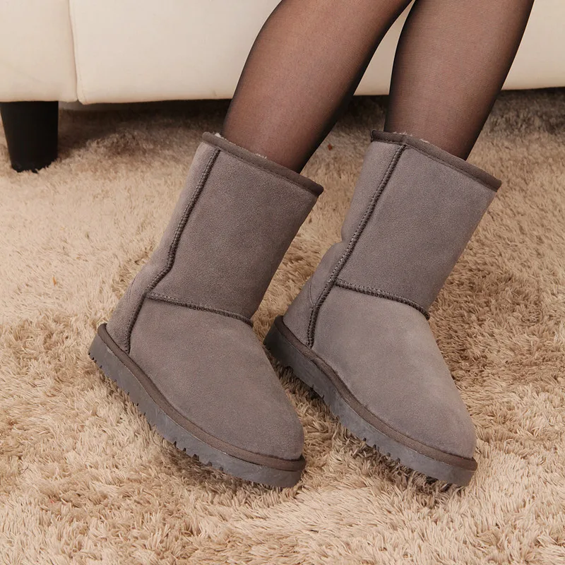 

Fashion Genuine Leather Warm plus Velvet Thick Cotton Shoes Waterproof Anti-slip Middle Boots Rubber Sole Comfortable Flat Women