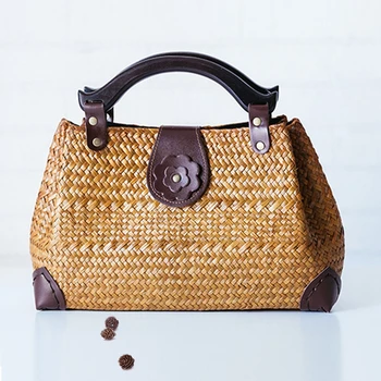 

2020 new Thai version of the national style of flowers and trees package wooden handle handbag tourism resort beach package