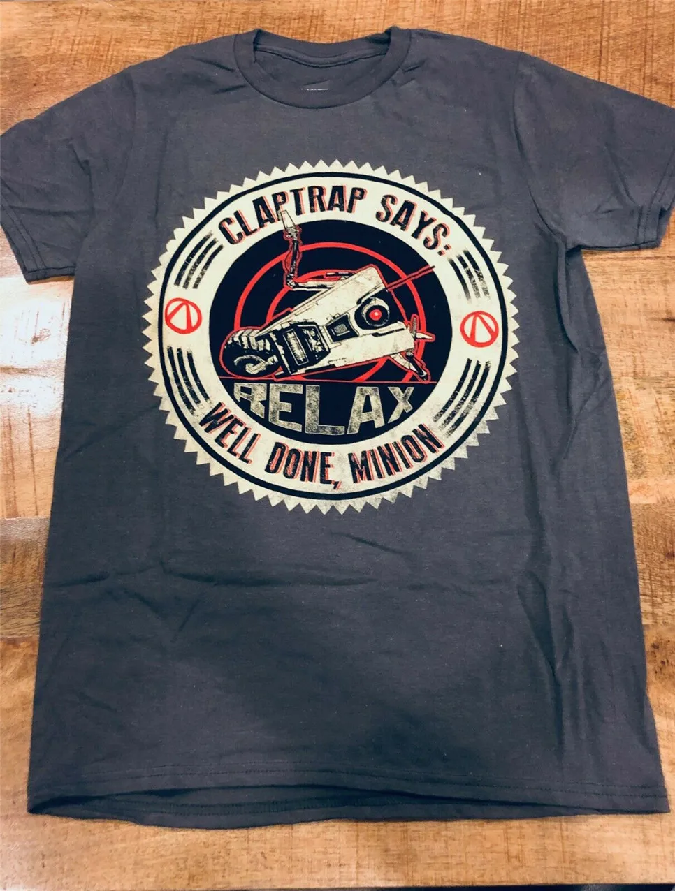 

Loot Gaming Crate T-Shirt Borderlands 1 2 3 Claptrap Says Well Done Minion Relax Classic Unique Tee Shirt