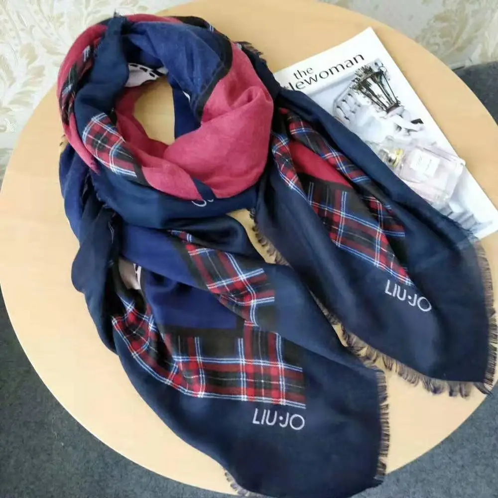 14 Regalos de la serie de bufanda de primavera, otouno e Invierno de Sauce de moda italiana en - Цвет: 14