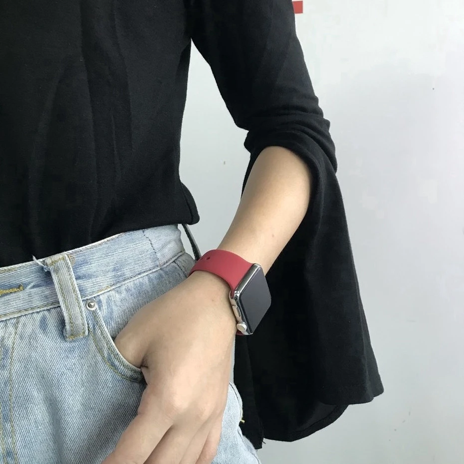 Silicone Strap For Apple Watch Band 44mm 41mm 45mm 40mm 38mm Smart Watch Sports Rubber Bracelet iWatch 6  Serie 7 SE Watchband