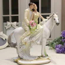 Европейские творческие смолы езда любовные украшения свадебные подарки дома гостиная/офис настольная статуя фигурки Украшение Искусство