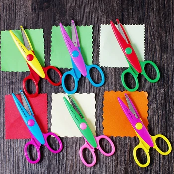 

1pcs Scissors Metal And Plastic Diy Scrapbooking Photo Colors Scissors Paper Lace Diary 6 Patterns craft scissors