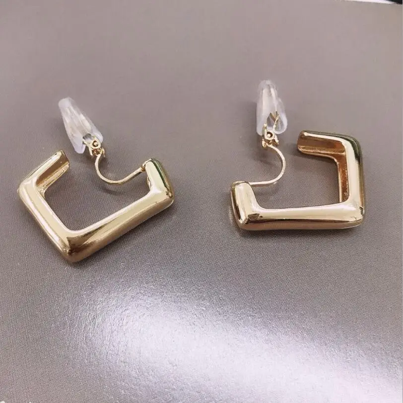 Korea Style Gold Color Copper Material Geometric Circle Clip on Earrings Without Pierced Elegant Cuff Ear Clip Anti-allergy Gift 