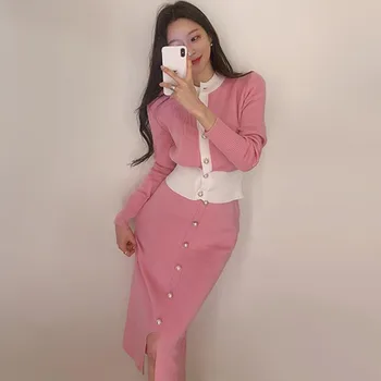 

Korean Cute Ladies Pink Outfits Knitted Set Autumn Winter Women Pearl Single Breasted Two Pieces Crop Top Sweater Skirt Set