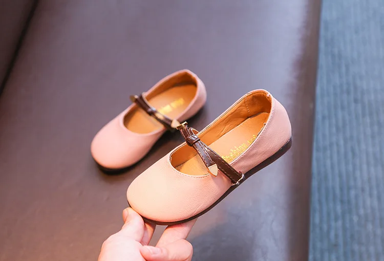 Новая Осенняя обувь для девочек, обувь с мягкой подошвой, детские тонкие туфли, красивая обувь принцессы, Корейская обувь
