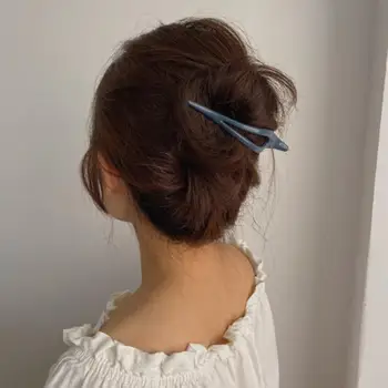 

Korean Temperament Candy Color Hairpin Top Clip Fashion Design Color Dripping Plastic Hair Claw For Women Large Ponytail Clip