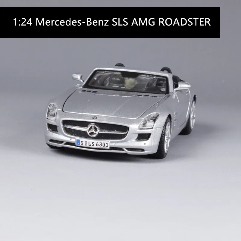 Maisto 1:24 Mercedes-Benz AMG сплав гоночный автомобиль-трансформер модель автомобиля Моделирование Украшение автомобиля коллекция Подарочная игрушка - Цвет: SLS AMG