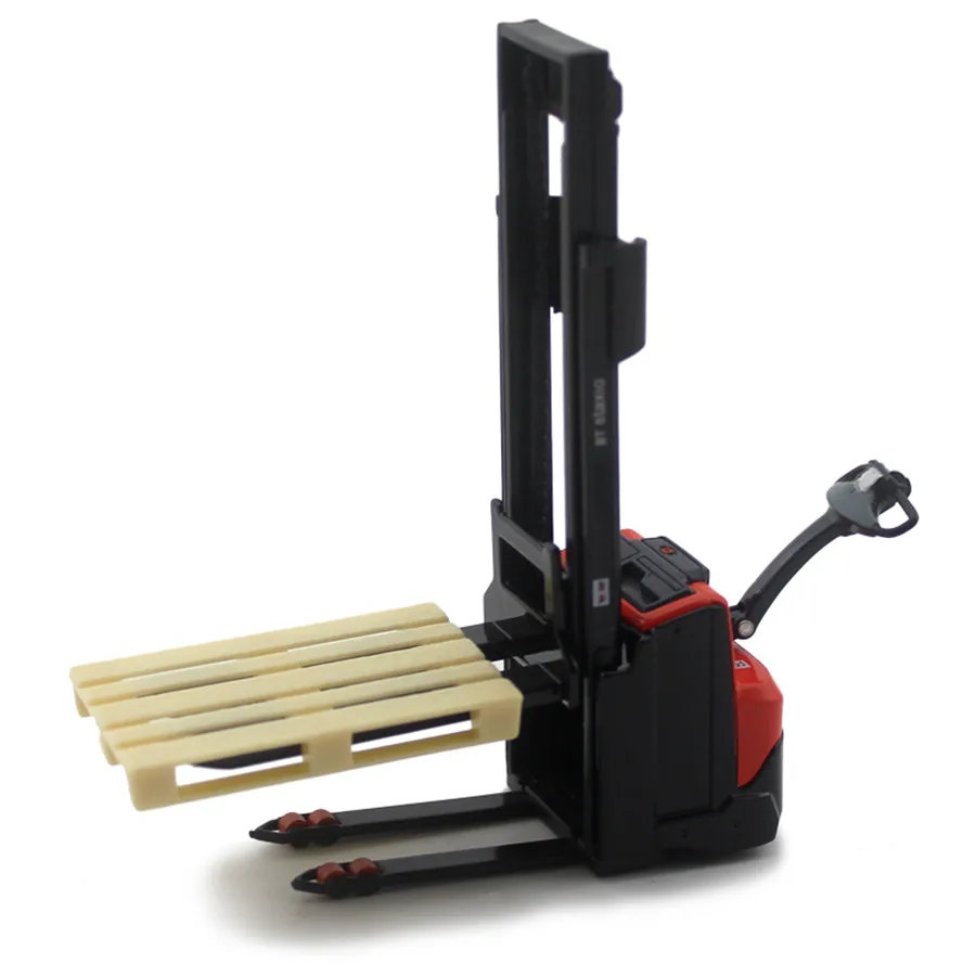1/24 Carrello Elevatore Modello Metallo Auto Elettrica Bt Levio Carrello Elevatore E Bt Staxio Transpallet Simulazione Ingegneria Veicolo Di Trasporto