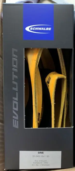

Brompton Chpt3 v.2 Specific Foldable Tan Wall Tyre 35-349 (Schwalbe One)