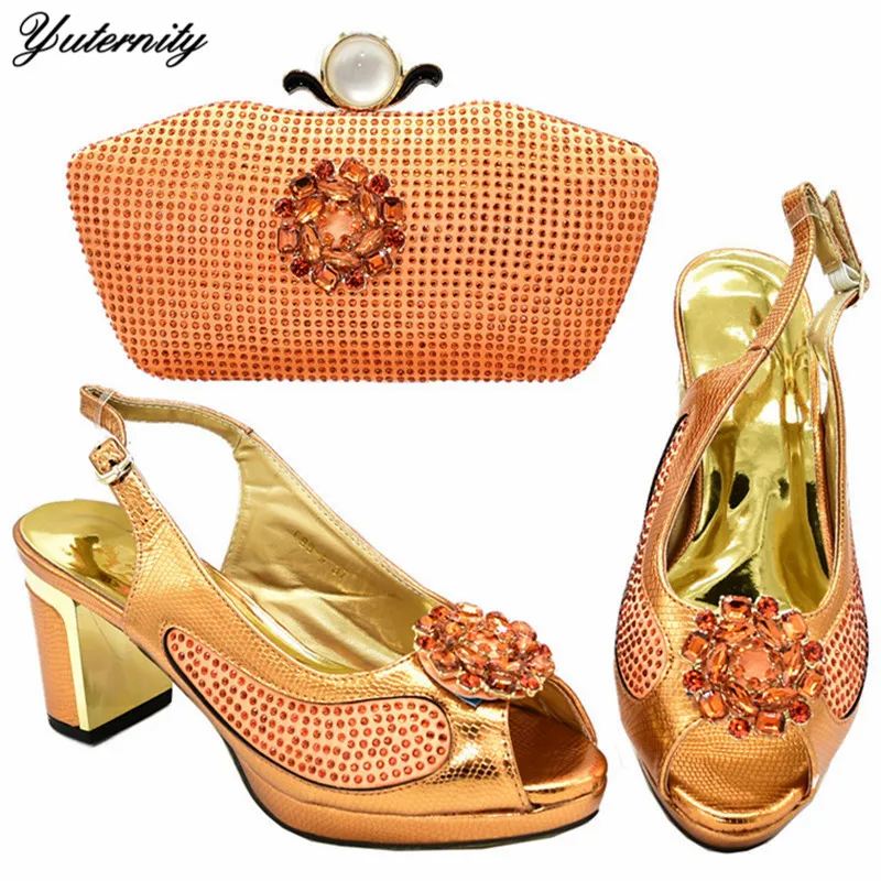 

Yuternity Newest Fashion Woman's Sandals Shoes And Bags Set 2020 African Design Applique Shoes And Bag Set For Party Dress