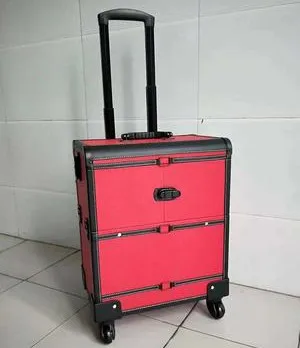 cosmetic luggage on wheels