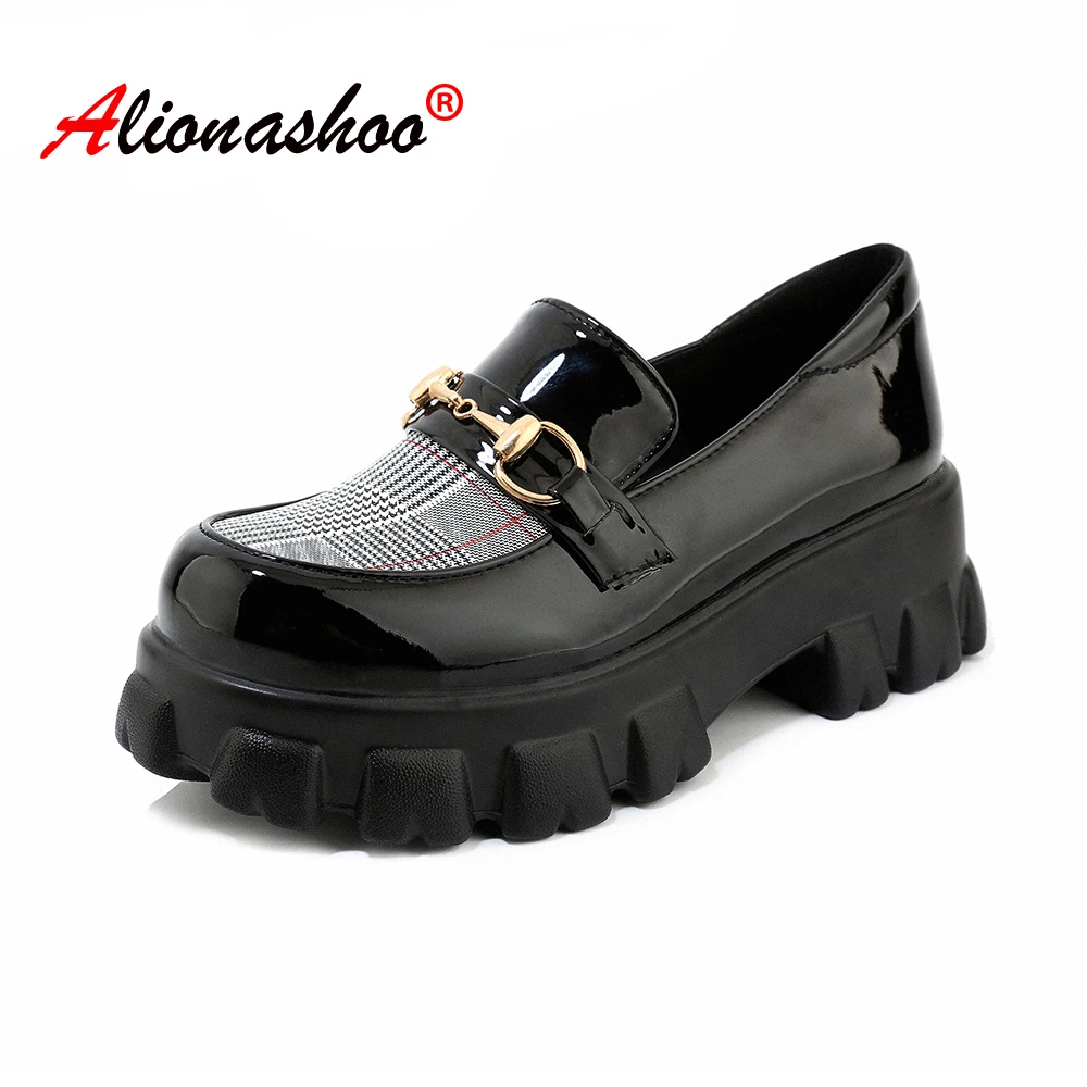 

Flat platform shoes woman metal decoration patchwork thick sole casual shoes black oxford shoes for women large size 34-46