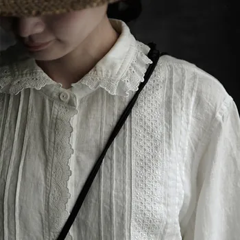 

Johnature 2020 Summer Japanese Vintage Linen Womens Tops And Blouses New Solid Color Loose Lace Turn-down Collar Shirts