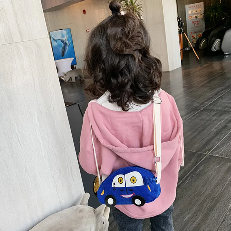 Синий Kids Corduroy Single-Shoulder Bag Cute Mini Car Shape Messenger Handbag H66 - Цвет: Синий