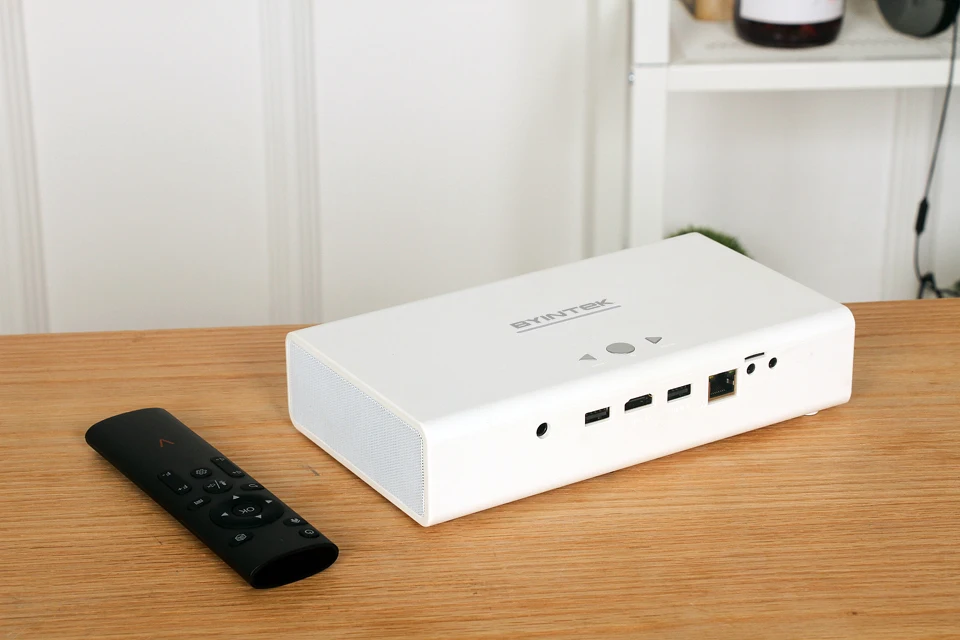 BYINTEK R19 2K 3D 300inch Smart Android WIFI Video LED 25 H9c86233072424c1e821a58202c04472ec