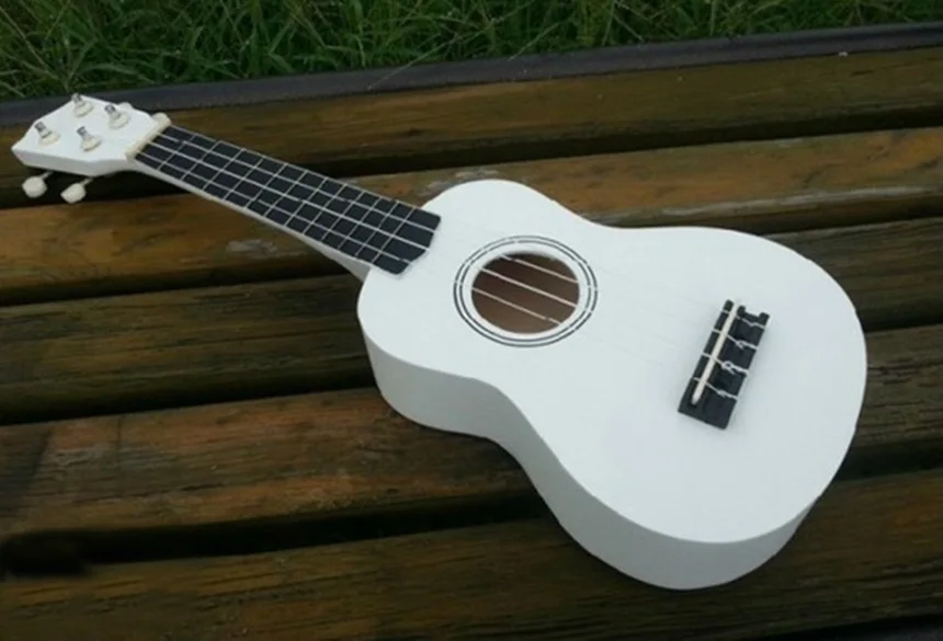 Для начинающих 21 дюймов Гавайские гитары укулеле Mahalo белый экономичный сопрано рождественские подарки деревянный музыкальный инструмент Аксессуары