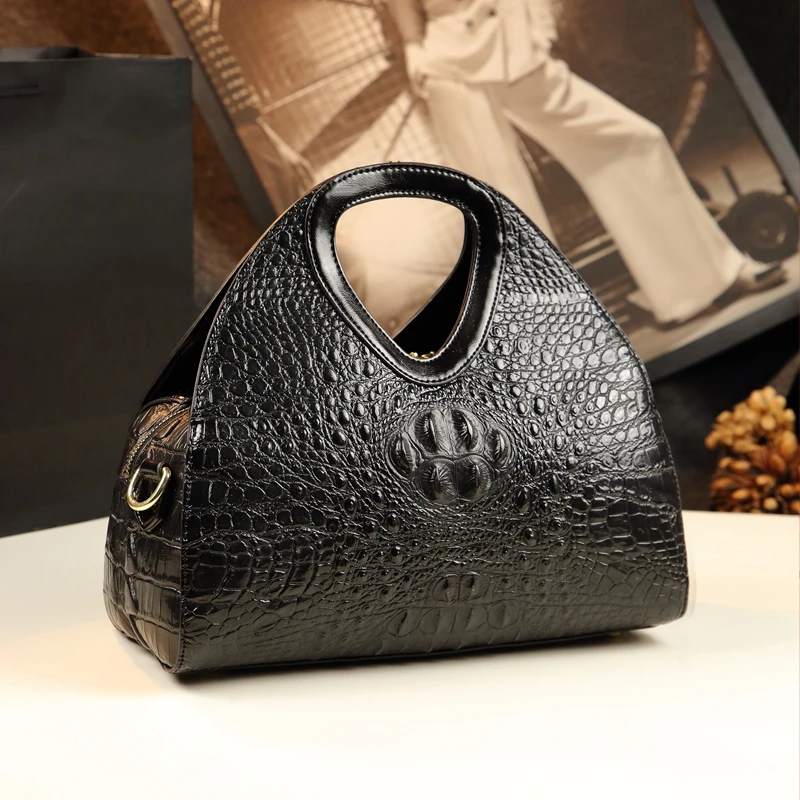 Новые сумочки с текстурой пряжки ремня украшения Модные женские сумки из спилка дизайнерские сумки через плечо с крокодиловым узором - Цвет: Black