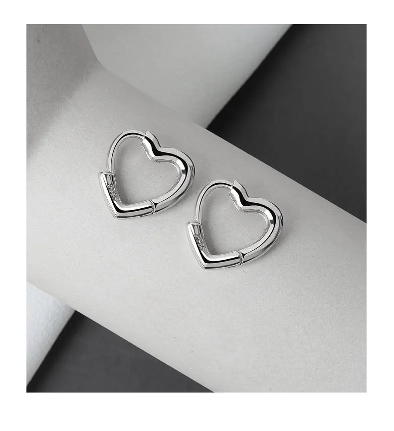 Silver Simple Heart Shape-Shape Small Stud Earrings Glamorous Women Fashion Jewelry Party Accessories - Image 6