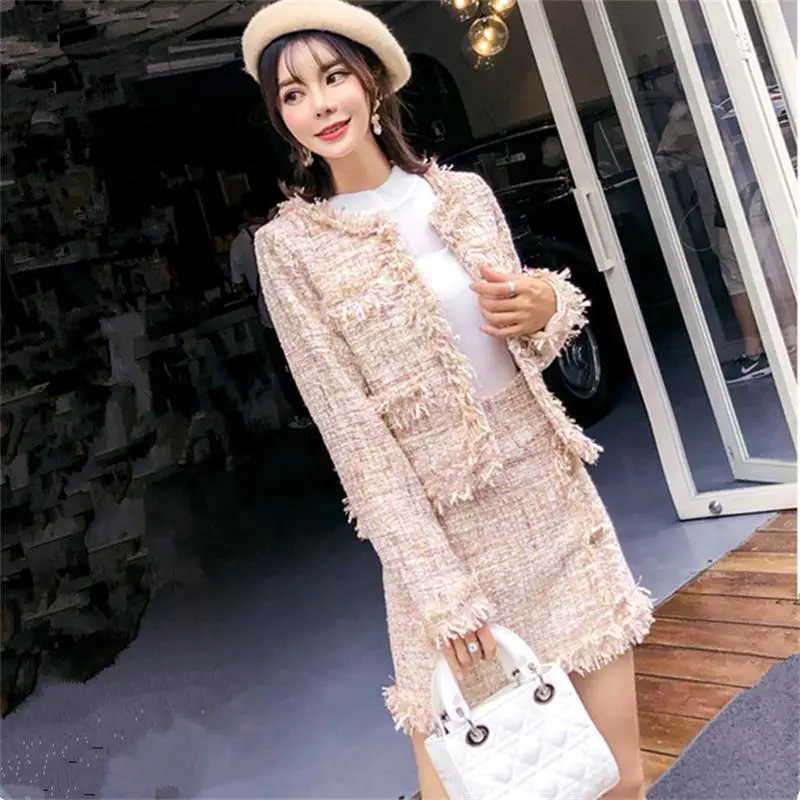 

Spring and autumn suit women's fashion two-piece set new long-sleeve small fragrance style ladies beaded jacket + skirt suit