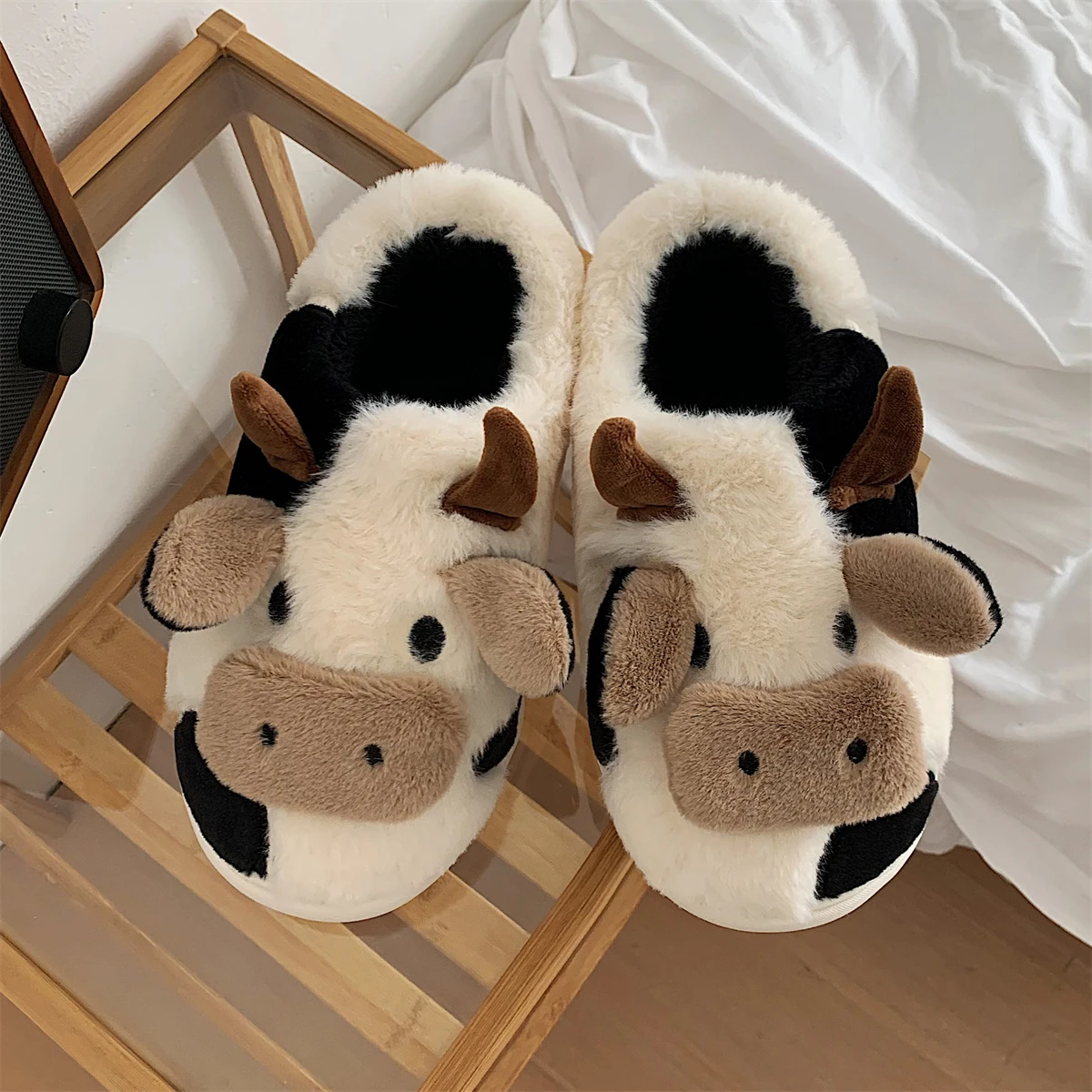 Thick Cotton Warm Home Slippers Women's Winter Anti-skid Thick Bottom Plush Indoor Household Shoes Lovely Cow Animal Slipper Unisex Summer Women Slipper House Slippers