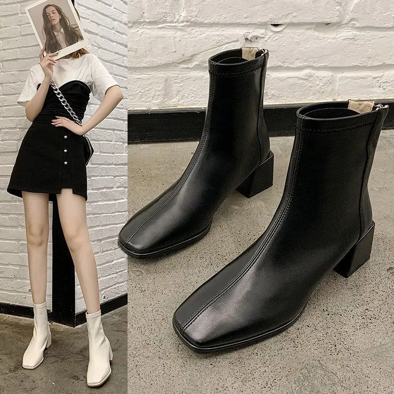 Botas de tacón grueso de cuero suave para mujer, botines finos y pequeños de terciopelo para invierno, Otoño, 2020