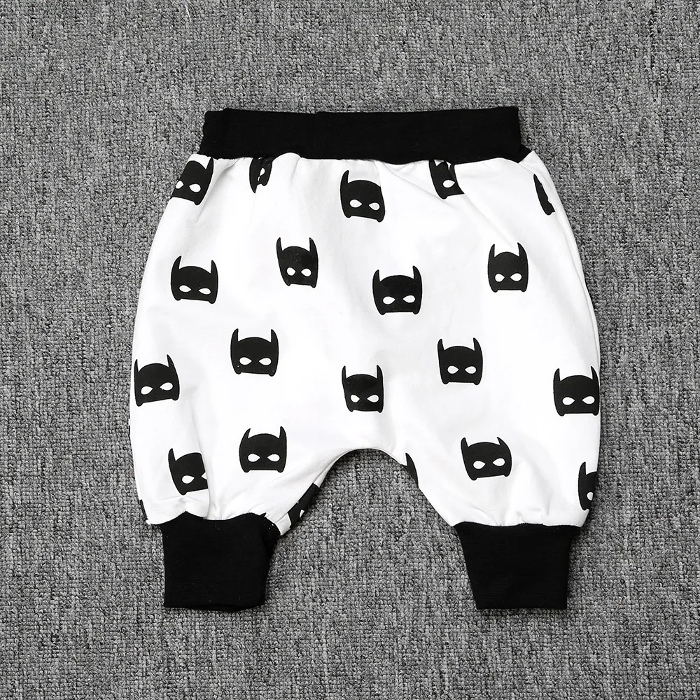 Pattern four От 1 до 4 лет, летние штаны для маленьких мальчиков и девочек Детские укороченные штаны с рисунком Кита, стрелы, дерева, Бэтмена, летучей мыши для малышей - Цвет: Pattern four