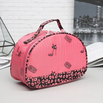 

Cosmetic case-chest, zipped compartment, mirror, coral color
