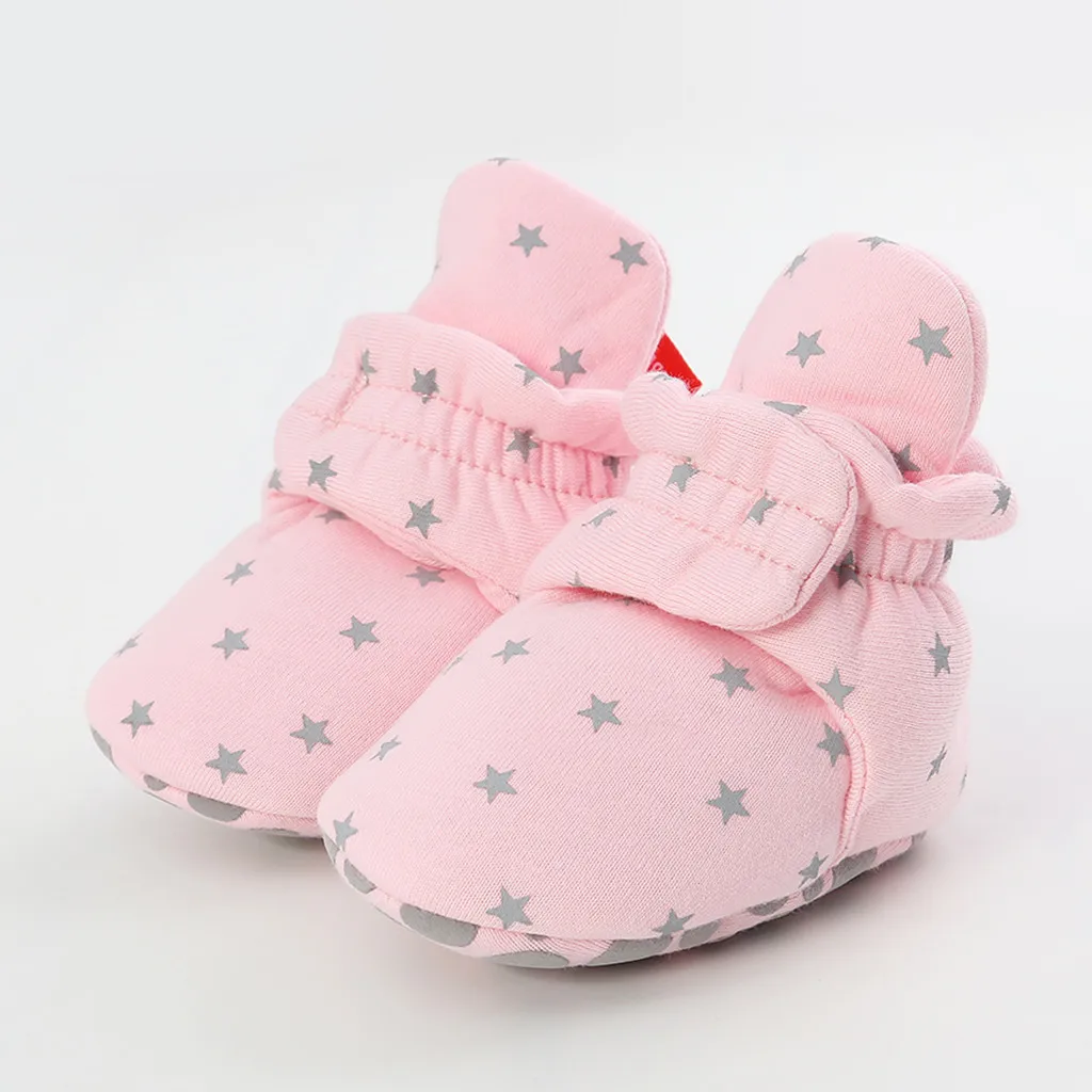 Обувь для новорожденных мальчиков; нескользящие зимние теплые ботиночки унисекс для малышей; мягкая обувь на липучке с принтом со звездами; модная детская обувь для первых шагов