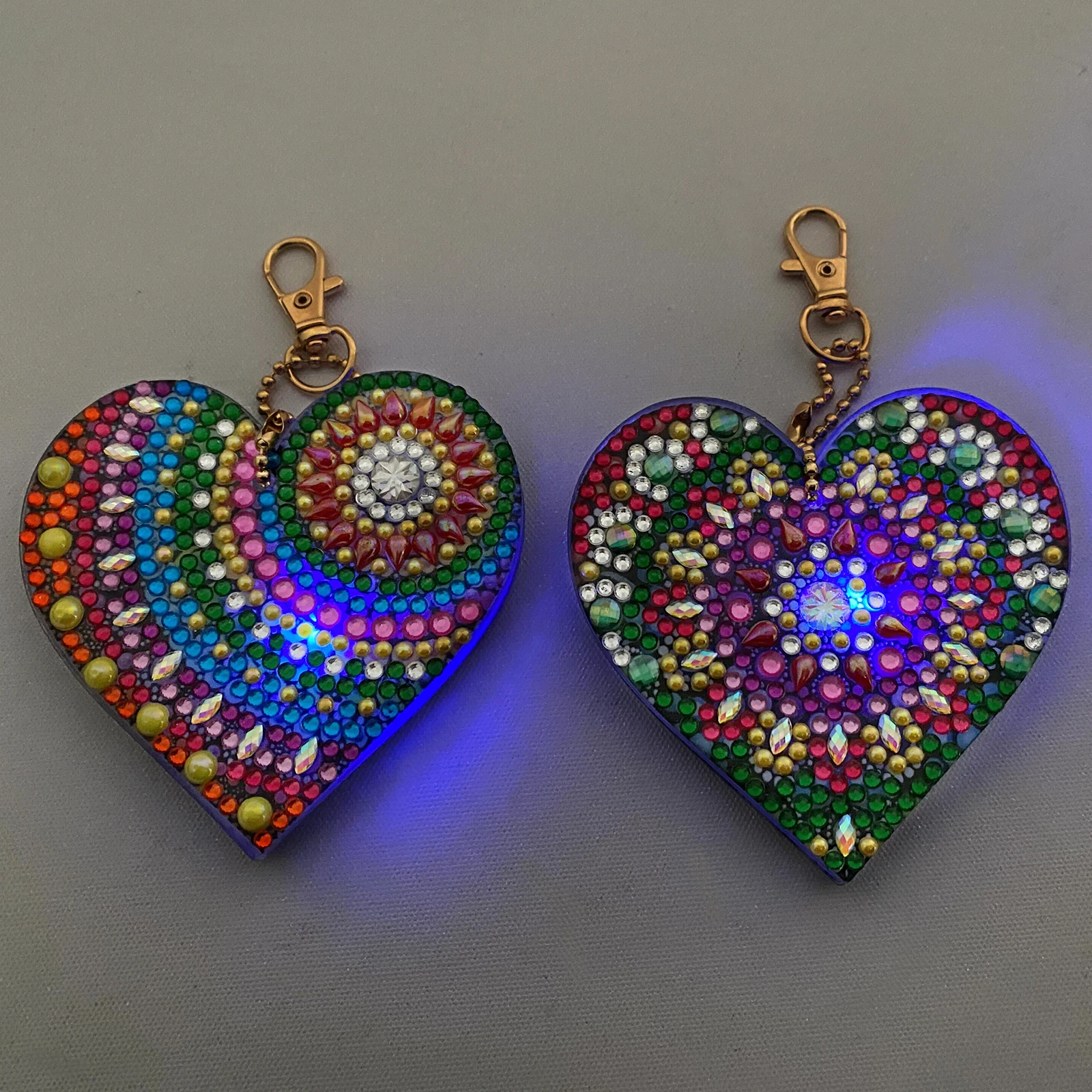 2 Pcs 5D Diamond Painting DIY Keychain Full Diamond Double Sided Inlaid Love Cake Luminous Pendant Bag Accessories Toy Gift