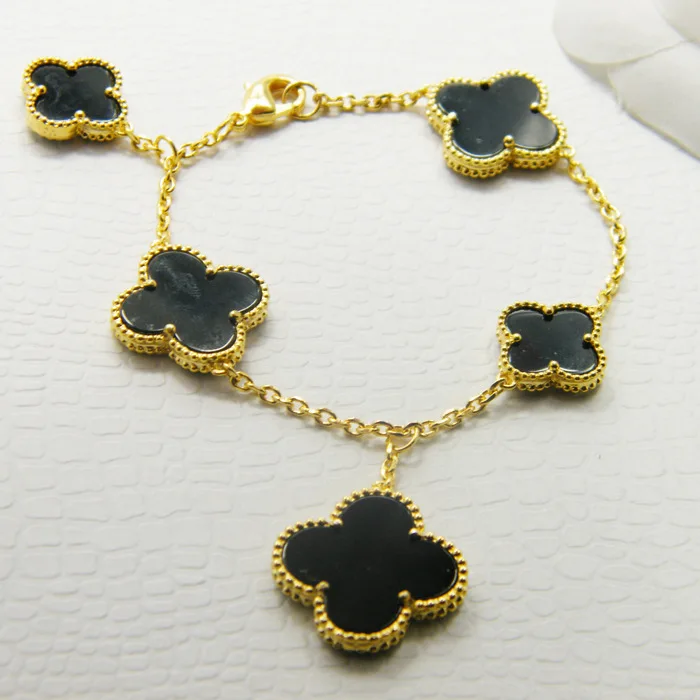 

Fashion bracelet personality popular flower four-leaf clover inlaid fresh student styling jewelry to send lover gift new hot