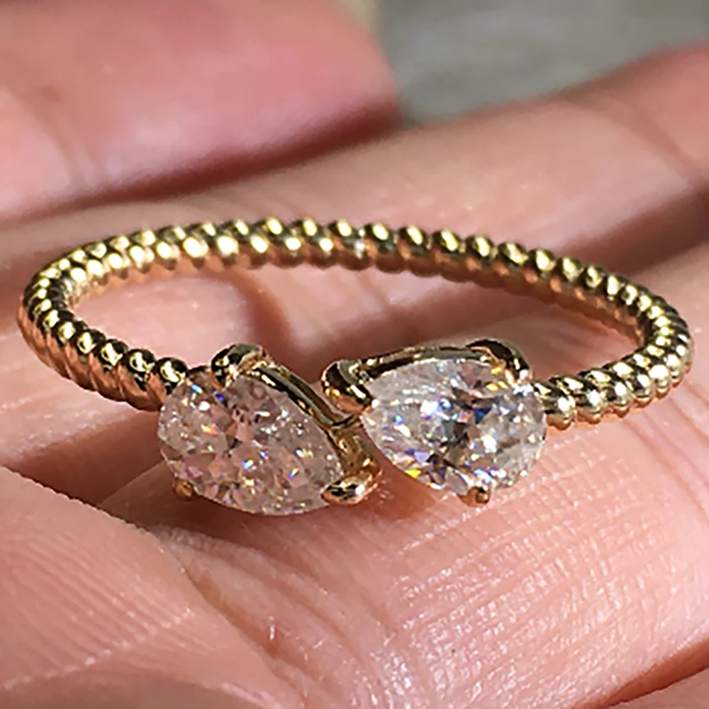 

14K Au585 Yellow Gold Women Wedding Party Engagement Ring 0.6 Carat Each 0.3 Carat Water Drop Pear Moissanite Diamond Ring