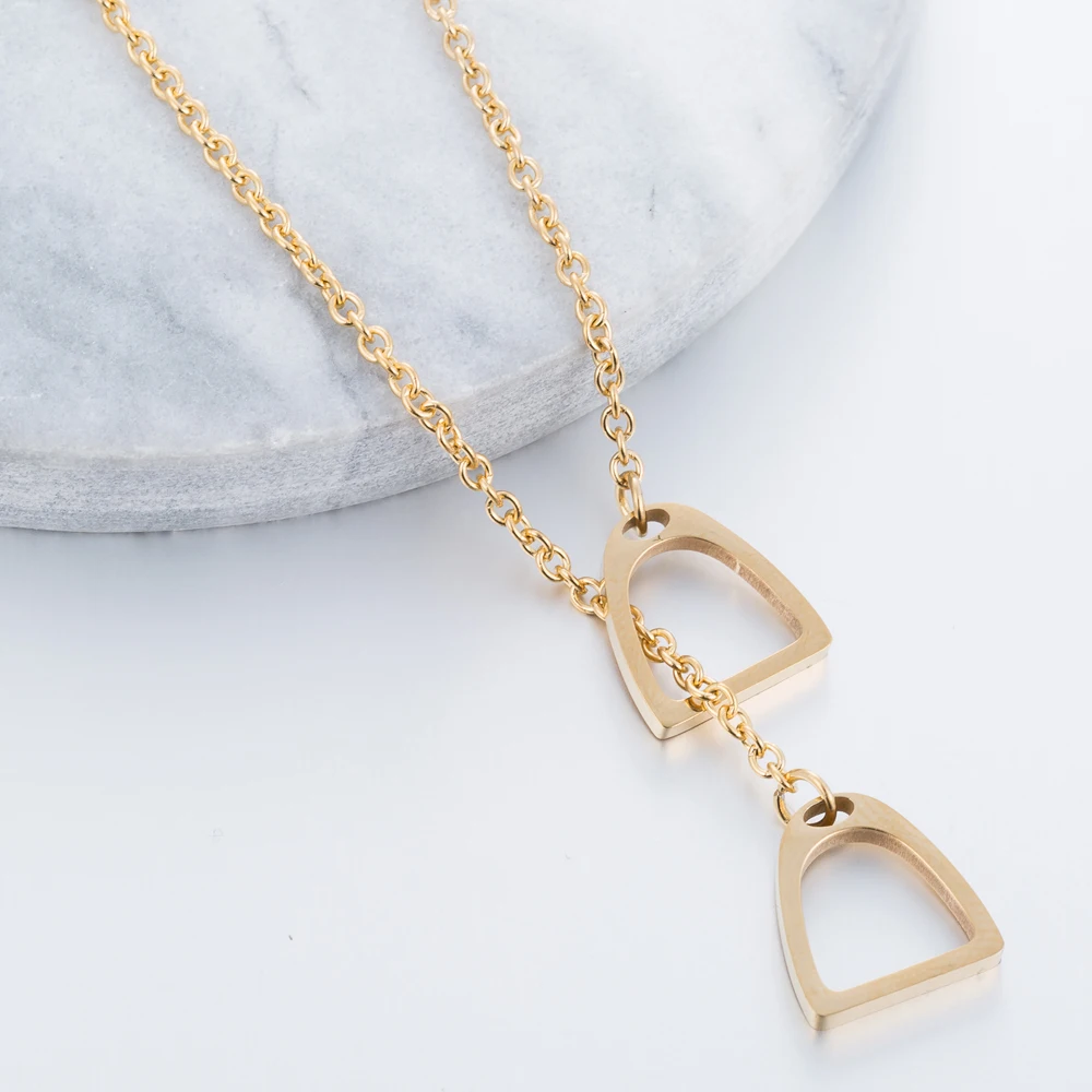 Oly2u Lucky Horseshoe Necklace Women Horse Necklace Jewelry Choker