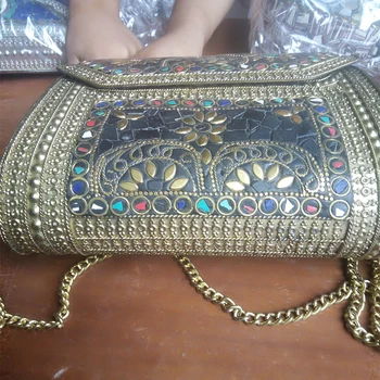 

Diysomes Handmade Stone Shell Shoulder Bag