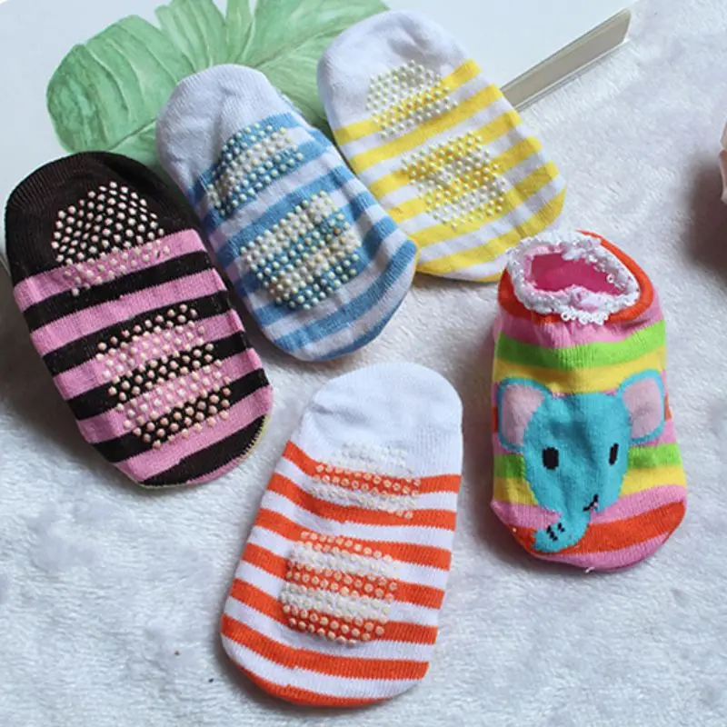 Детские носки для мальчиков и девочек разных цветов, мягкие нескользящие носки-тапочки с рисунком для малышей