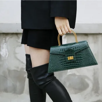 

Luxury Retro Crocodile Pattern Group Shoulder Bags Designer Handbag Women New Metal Handle Simple And Versatile Messenger Bag