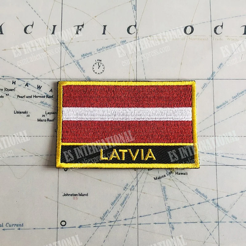 Ｌラトビア共和国軍＊国旗ピン（実物） 楽天市場】TOSPA ラトビア 国旗 Lサイズ 50×75cm テトロン製