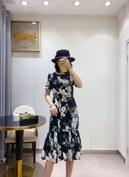 

2020 Summer New Women Vintage Dress Elegant Floral Print O-Neck Short Sleeves Belt Ruffled Mid-Calf Party Hot Slim Dress