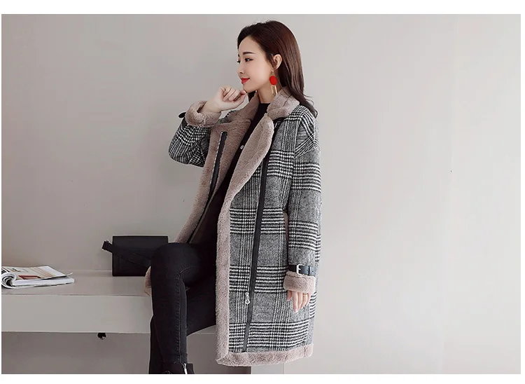 Winter thickening plus velvet mid-length woolen coat new Korean version of popular lamb lamb plaid woolen coat